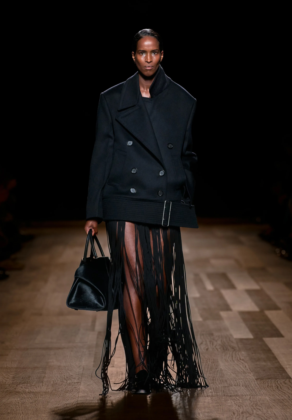 Итоги Недели моды в Милане осень-зима 2024 — 7 трендов, к которым стоит присмотреться уже весной (фото 32)
