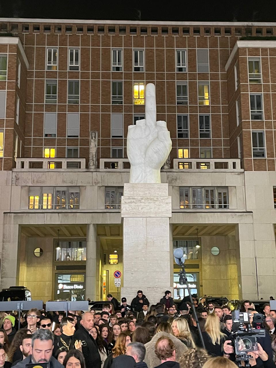 Заметки на полях: шеф-редактор BURO. Ольга Шевченко — о хайлайтах Недели моды в Милане (фото 8)