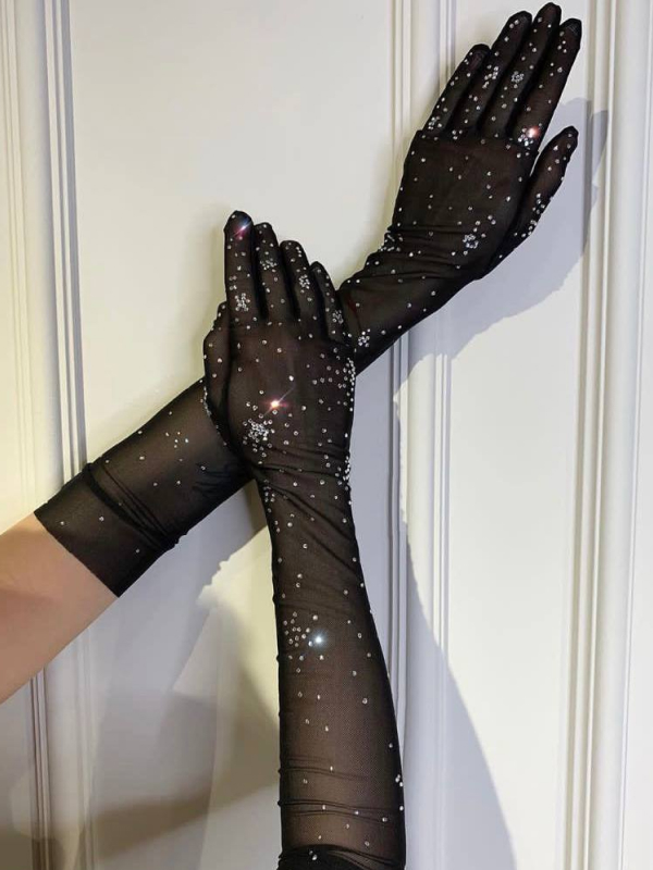 (Не)тихая роскошь: подарки для самых-самых на 8 Марта (фото 6)