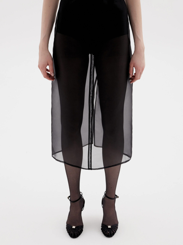 (Не)тихая роскошь: подарки для самых-самых на 8 Марта (фото 17)