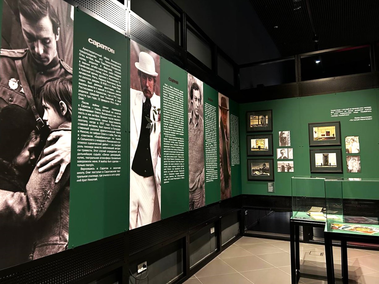 В Музее кино открылась выставка «Олег Янковский. Во сне и наяву» (фото 4)