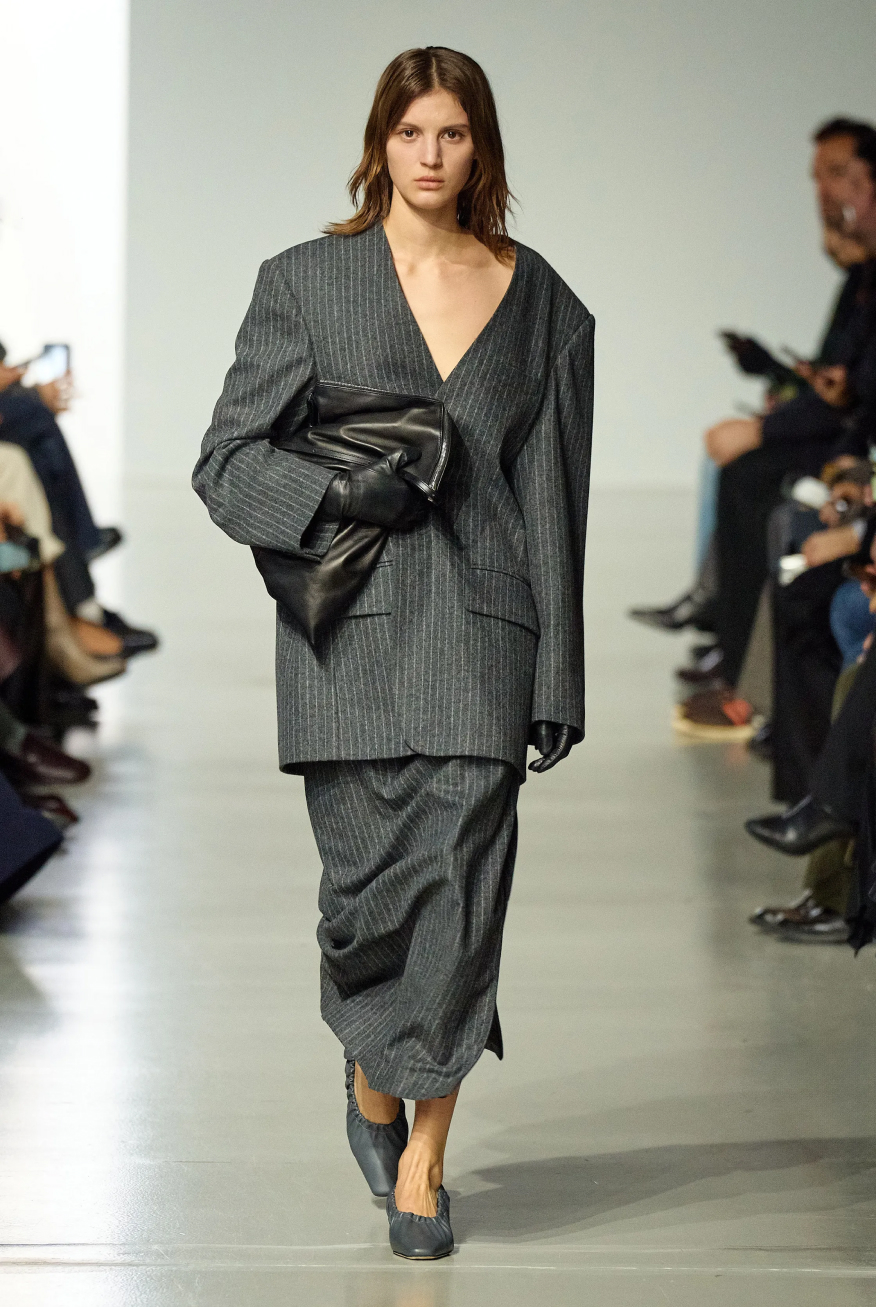 Итоги Недели моды в Париже — 7 трендов, которыми запомнился осенне-зимний сезон 2024 (фото 23)