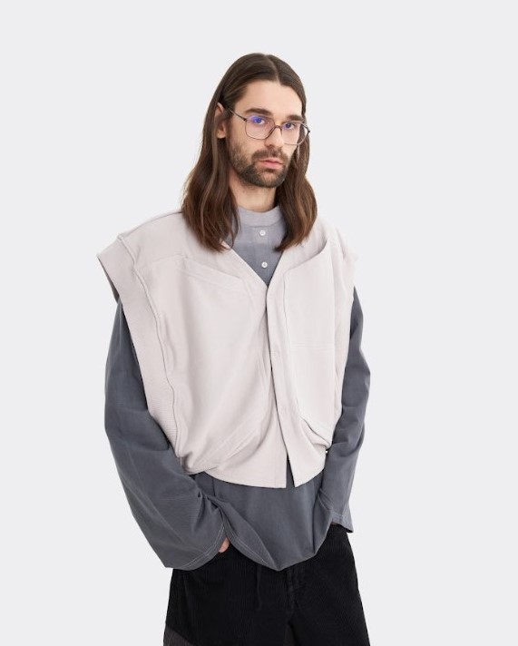 «Универмаг» от «Точки» совместно с брендом «Два Ноль» выпустили апсайкл-коллекцию (фото 1)