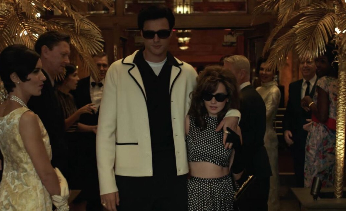 Как менялись костюмы по мере взросления главной героини «Присциллы» Софии Копполы (фото 3)