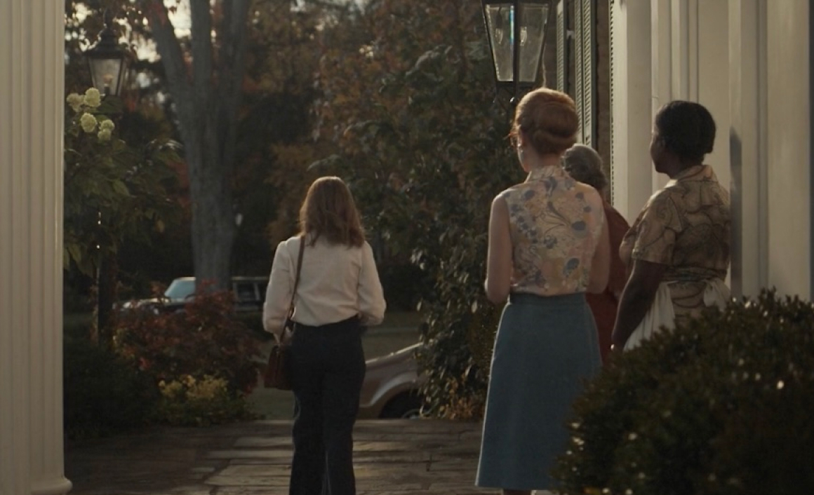 Как менялись костюмы по мере взросления главной героини «Присциллы» Софии Копполы (фото 10)