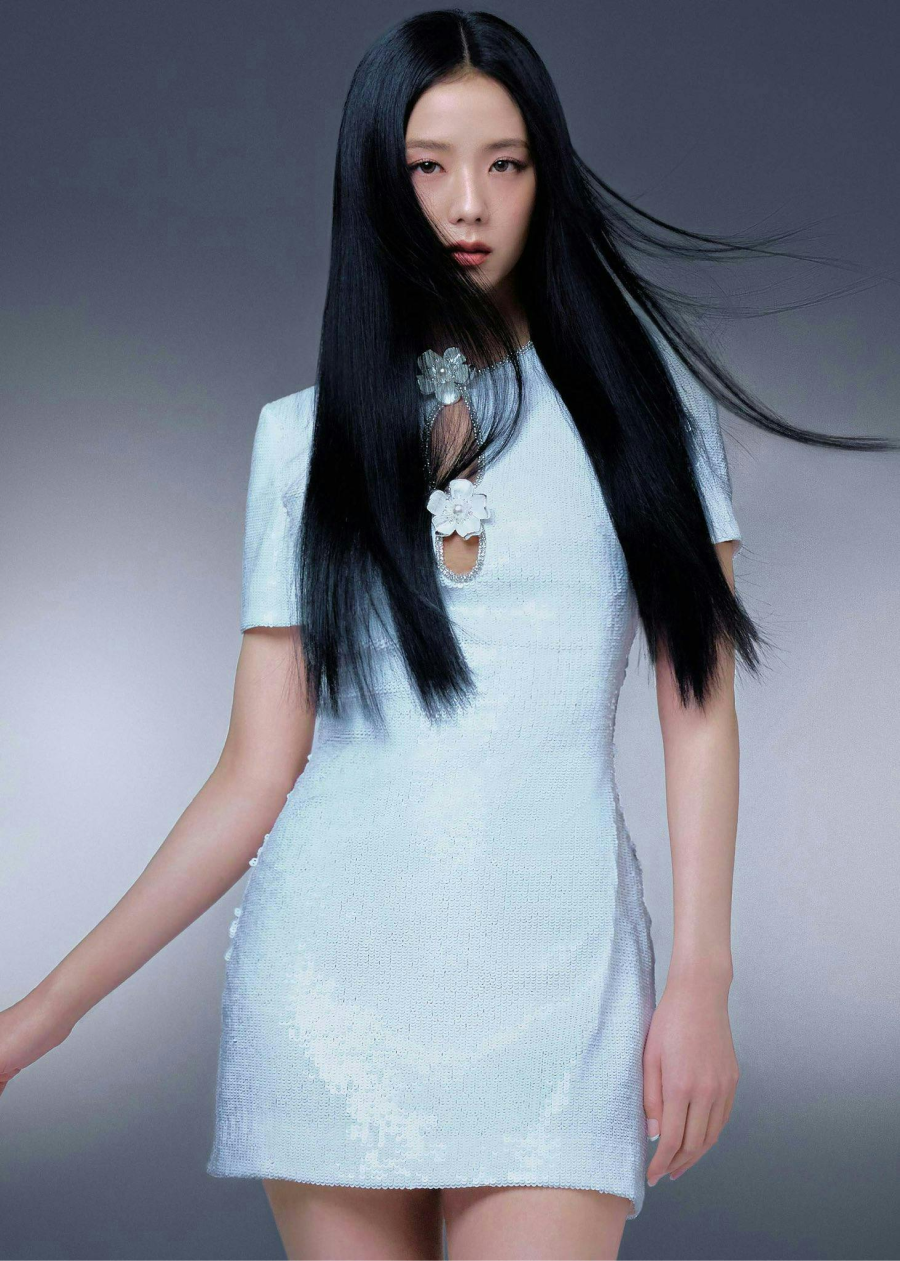 Участница группы Blackpink Джису стала амбассадором Self-Portrait (фото 4)