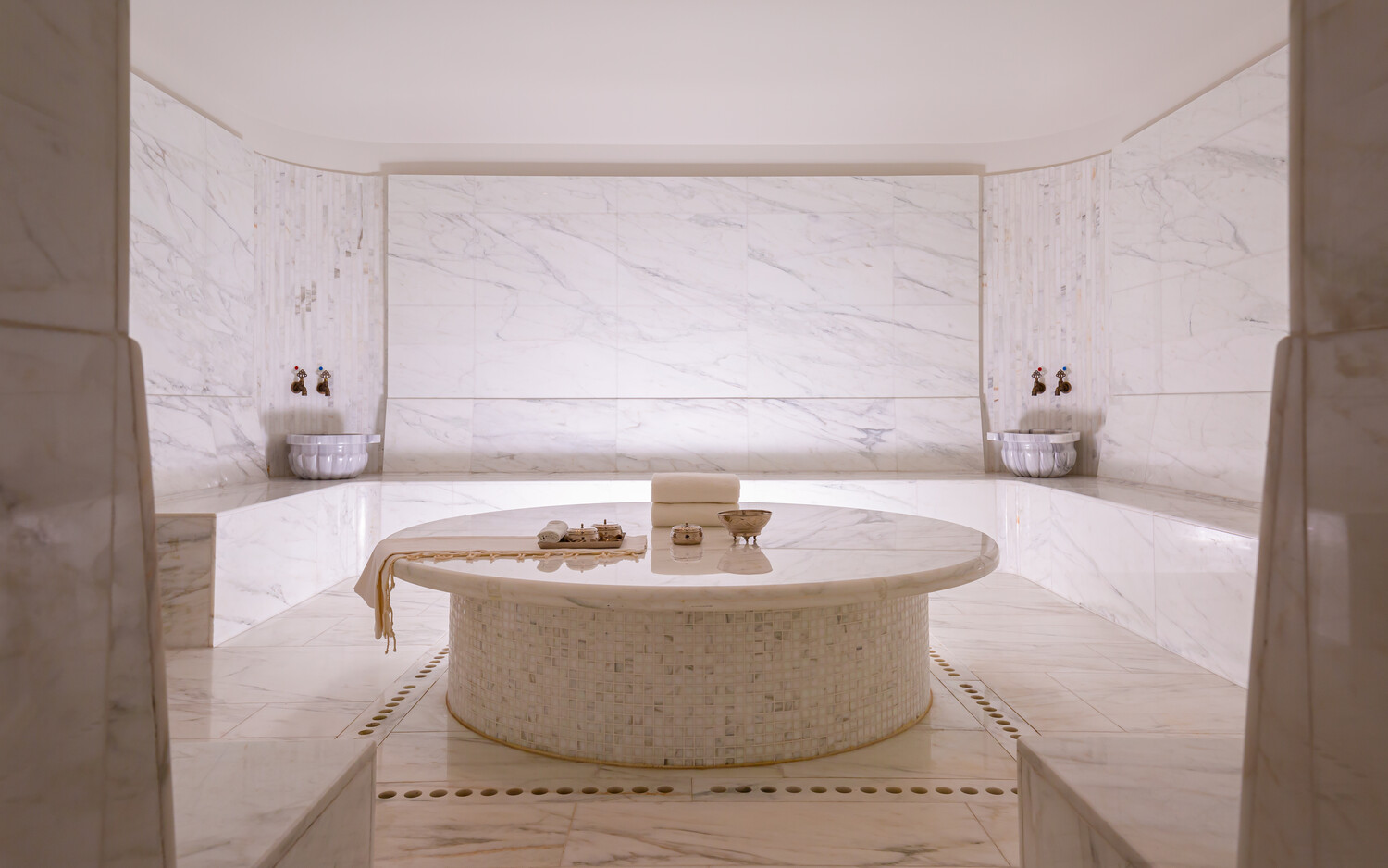 Отель Ritz-Carlton Baku представил весеннее меню спа-процедур (фото 2)