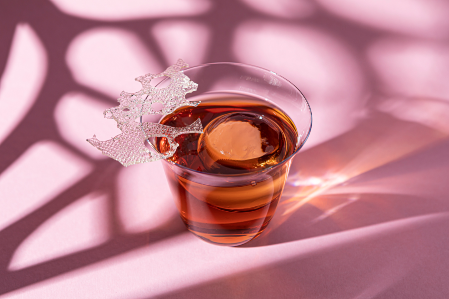 Spring and the City: BURO. и бар Happy End запускают совместную коктейльную карту (фото 7)