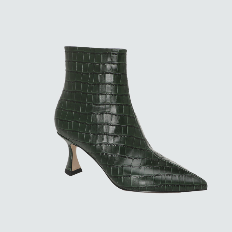 С острым носом и ковбойские: какие (полу)сапоги будем носить этой весной? Выбор BURO. (фото 47)