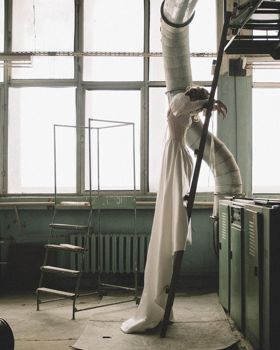 «Мой стиль — винтажная фототерапия»: Саша Маслова — о последних трендах в съемке, пленочной эстетике и советах новичкам (фото 7)