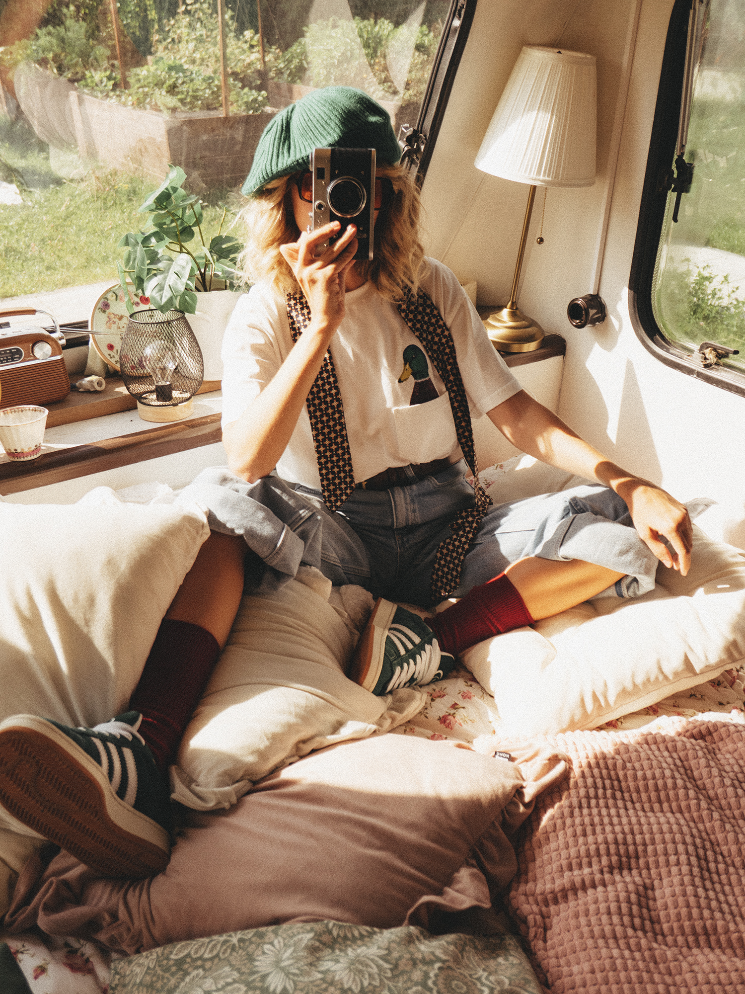 «Мой стиль — винтажная фототерапия»: Саша Маслова — о последних трендах в съемке, пленочной эстетике и советах новичкам (фото 6)