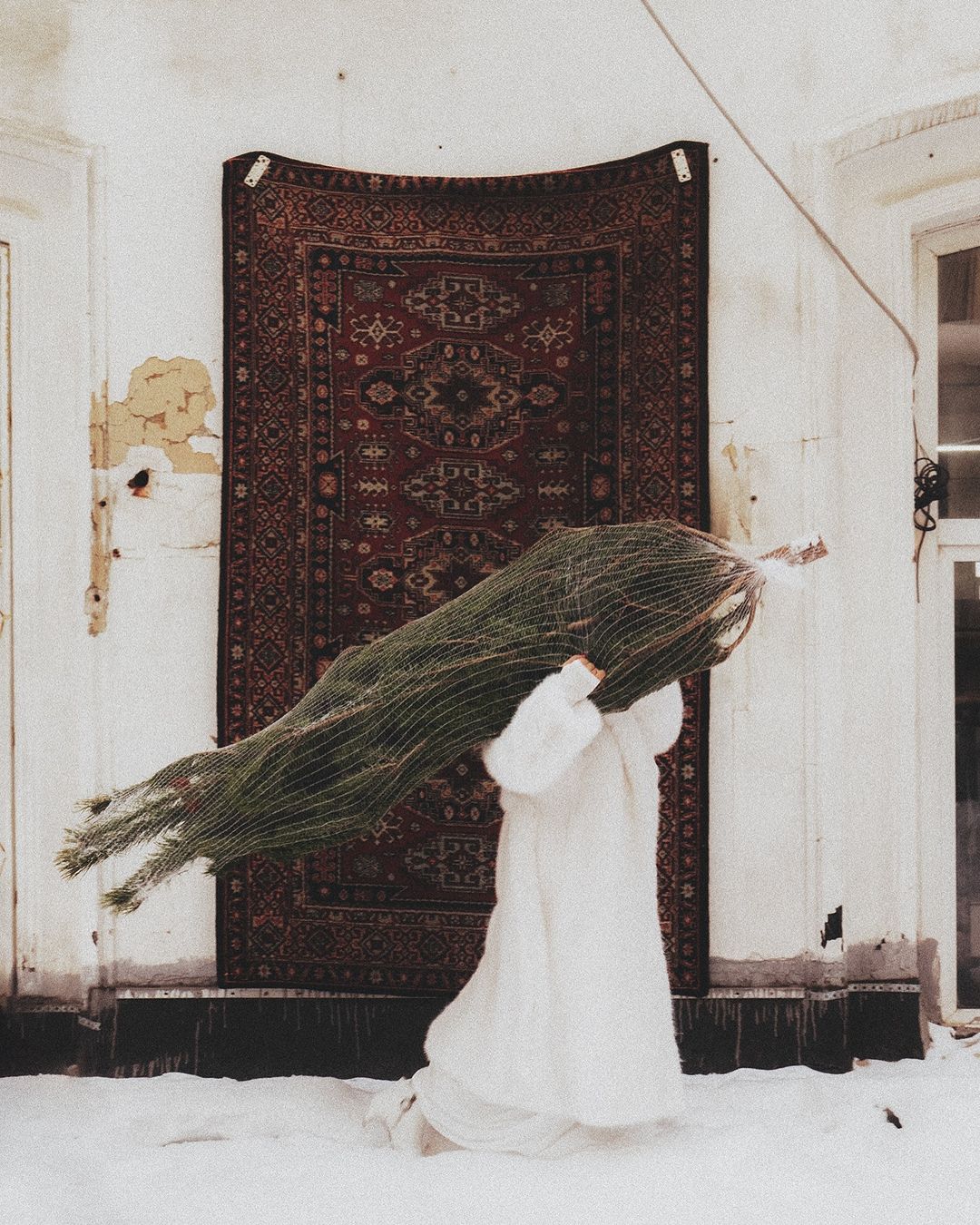 «Мой стиль — винтажная фототерапия»: Саша Маслова — о последних трендах в съемке, пленочной эстетике и советах новичкам (фото 22)