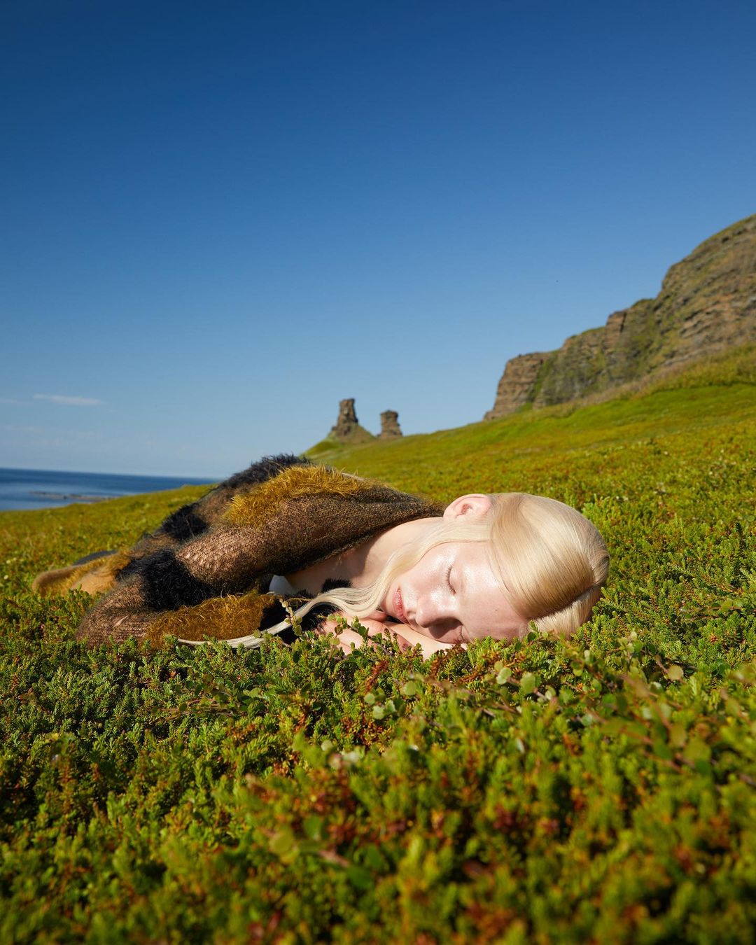 «Мой стиль — винтажная фототерапия»: Саша Маслова — о последних трендах в съемке, пленочной эстетике и советах новичкам (фото 26)