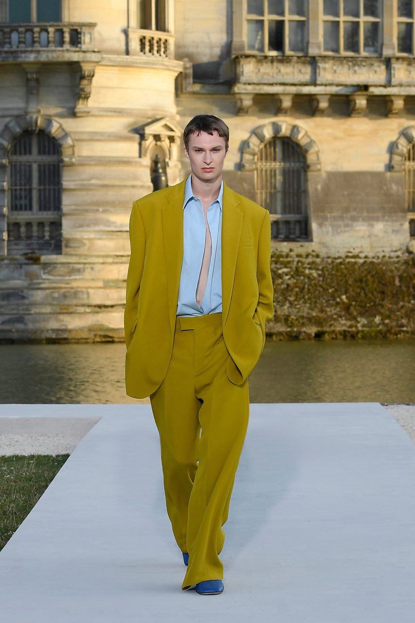 Pink PP и выход с командой: чем запомнилась эпоха Пьерпаоло Пиччоли в Valentino (фото 18)