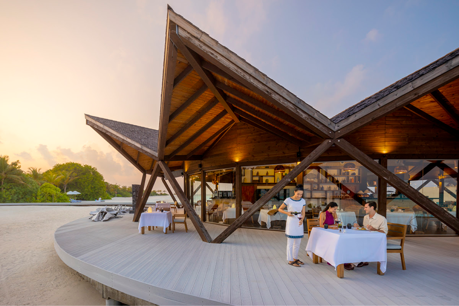 Сеть «МильФей» и Mövenpick Resort Kuredhivaru Maldives запускают совместную акцию (фото 1)