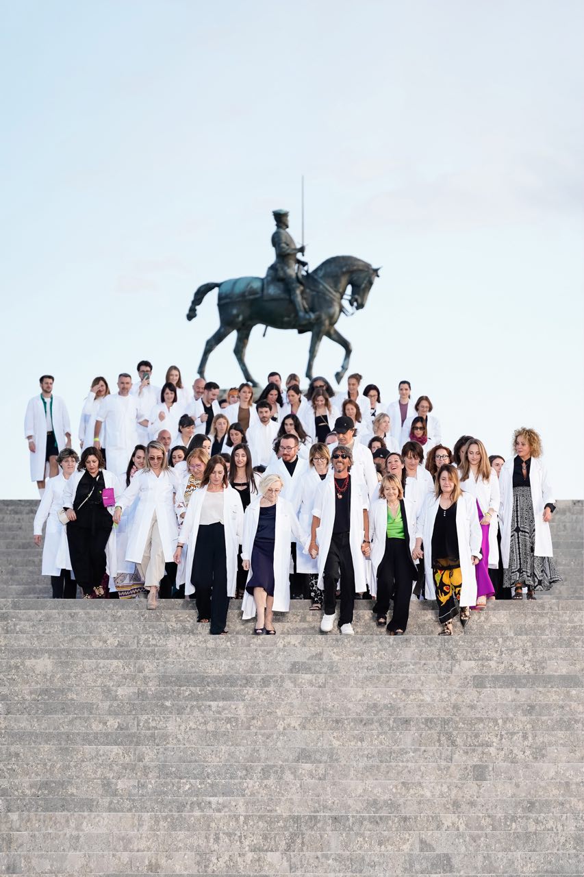 Pink PP и выход с командой: чем запомнилась эпоха Пьерпаоло Пиччоли в Valentino (фото 43)