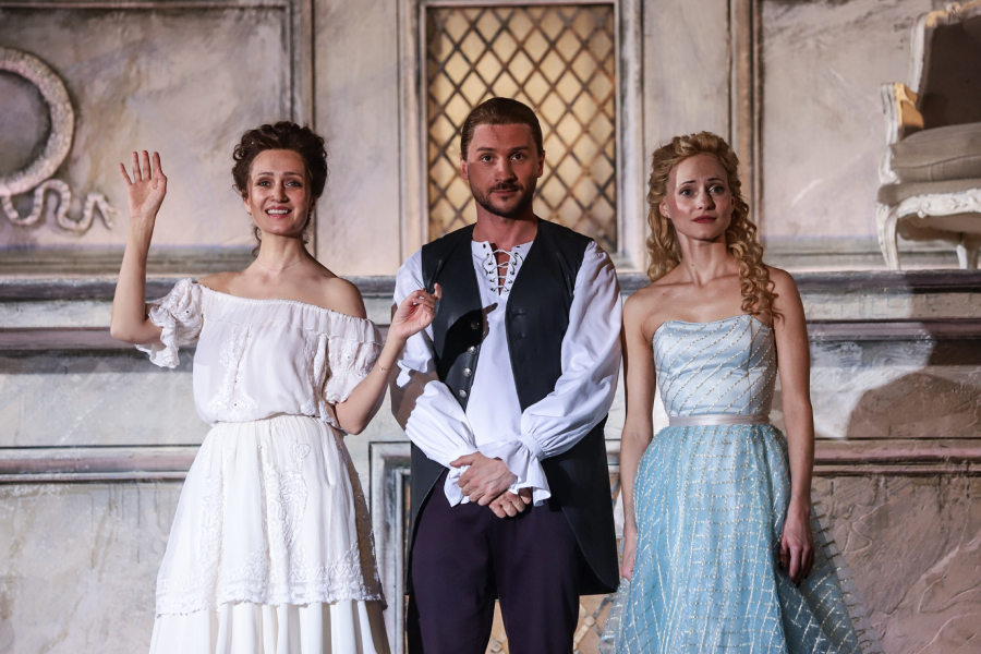 В Москве пройдет показ киноверсии спектакля «Женитьба Фигаро» (фото 5)