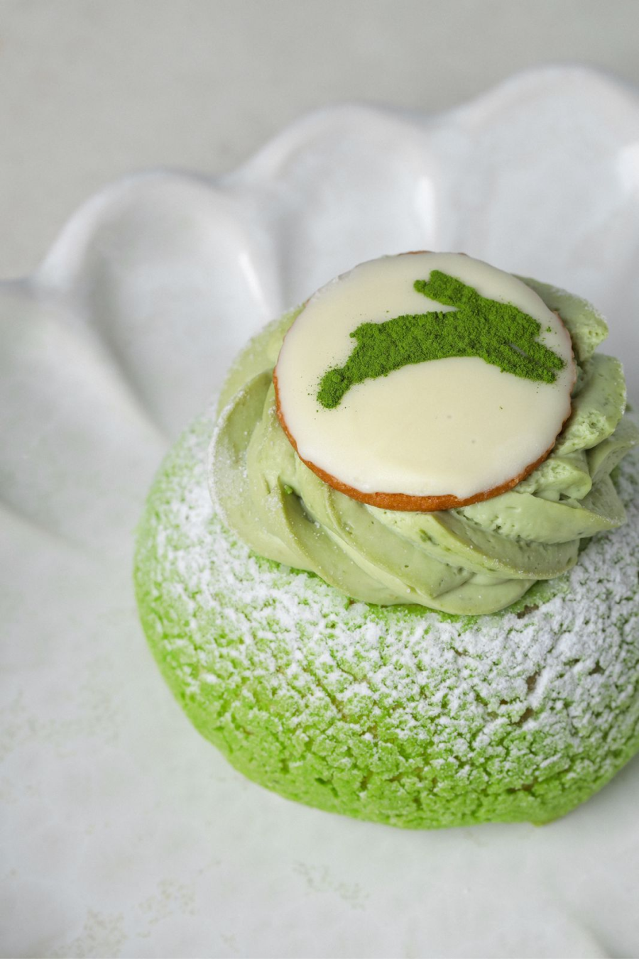 Akhmadullina Dreams представил весеннюю коллаборацию с Layerz Café (фото 2)