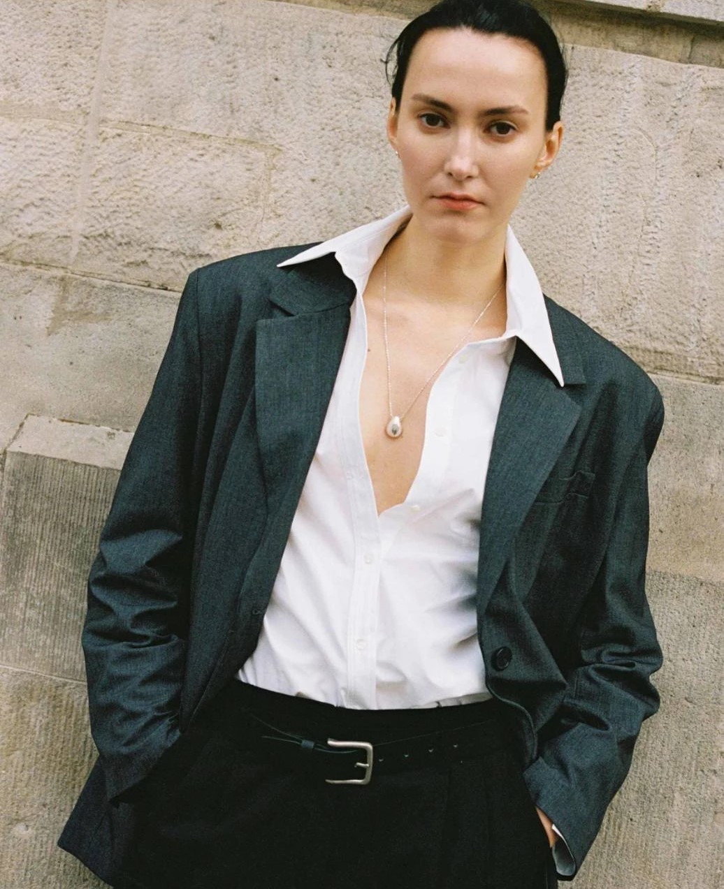 Не то, чем кажутся: 7 многофункциональных украшений в интерьер, аптечку и на запястье (фото 12)