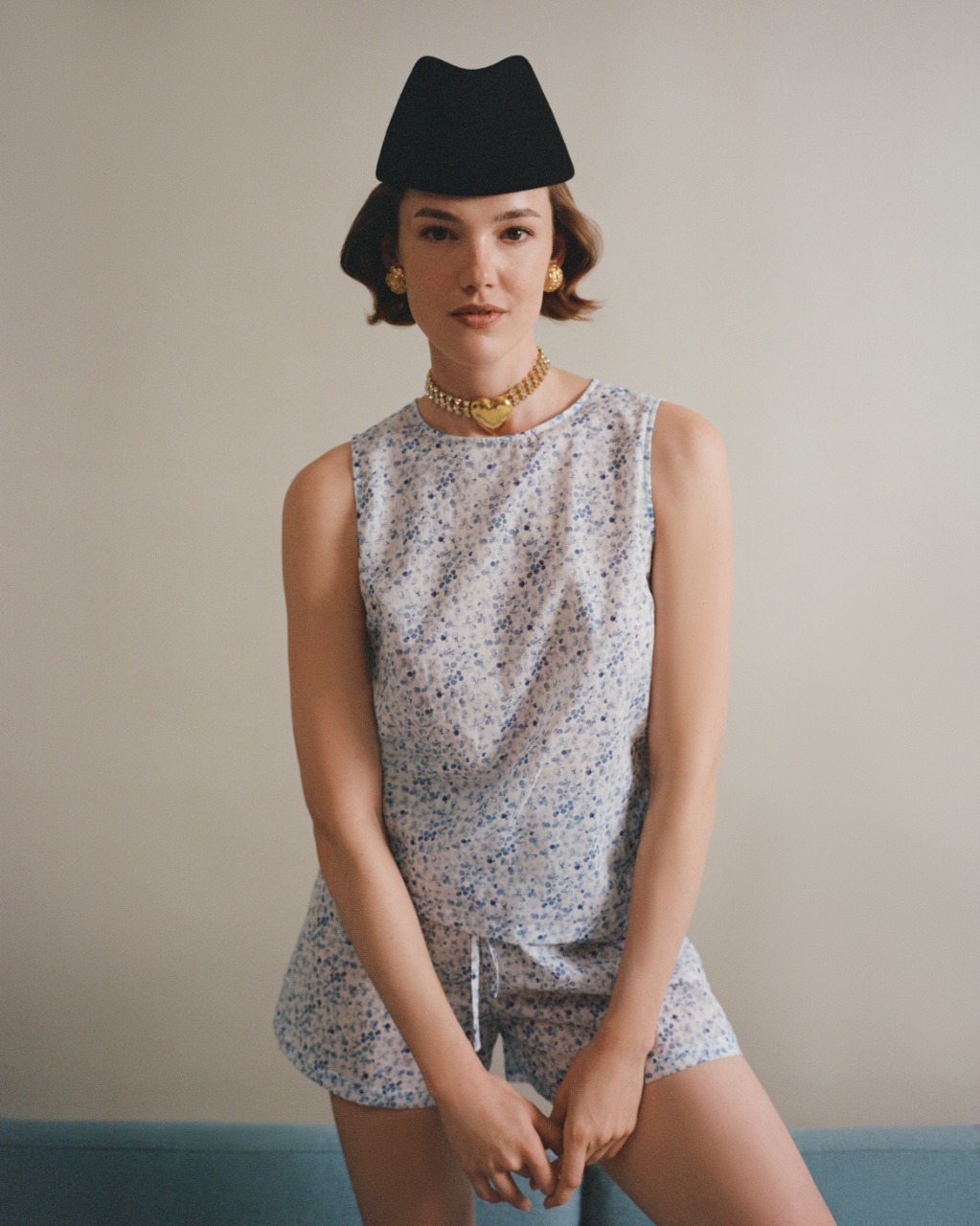 belle you выпустил лимитированную весеннюю капсулу Blue Sky (фото 5)