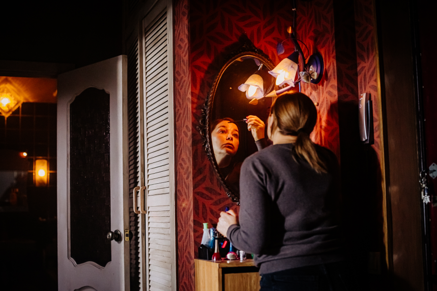 Иви объявил о старте съемок детективного драмеди с элементами фантастики «Гостья» (фото 16)