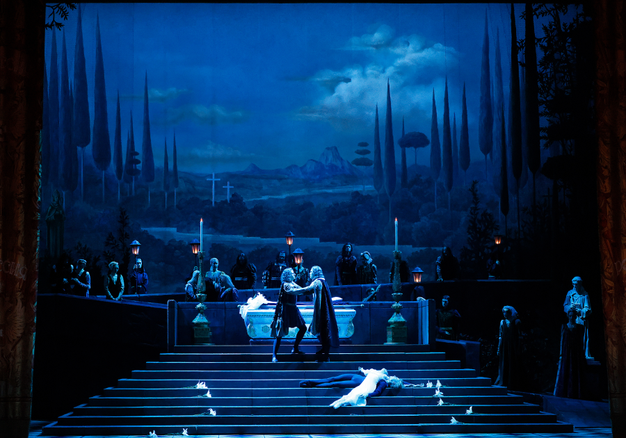 В репертуар Большого театра вернули балет «Ромео и Джульетта» (фото 1)