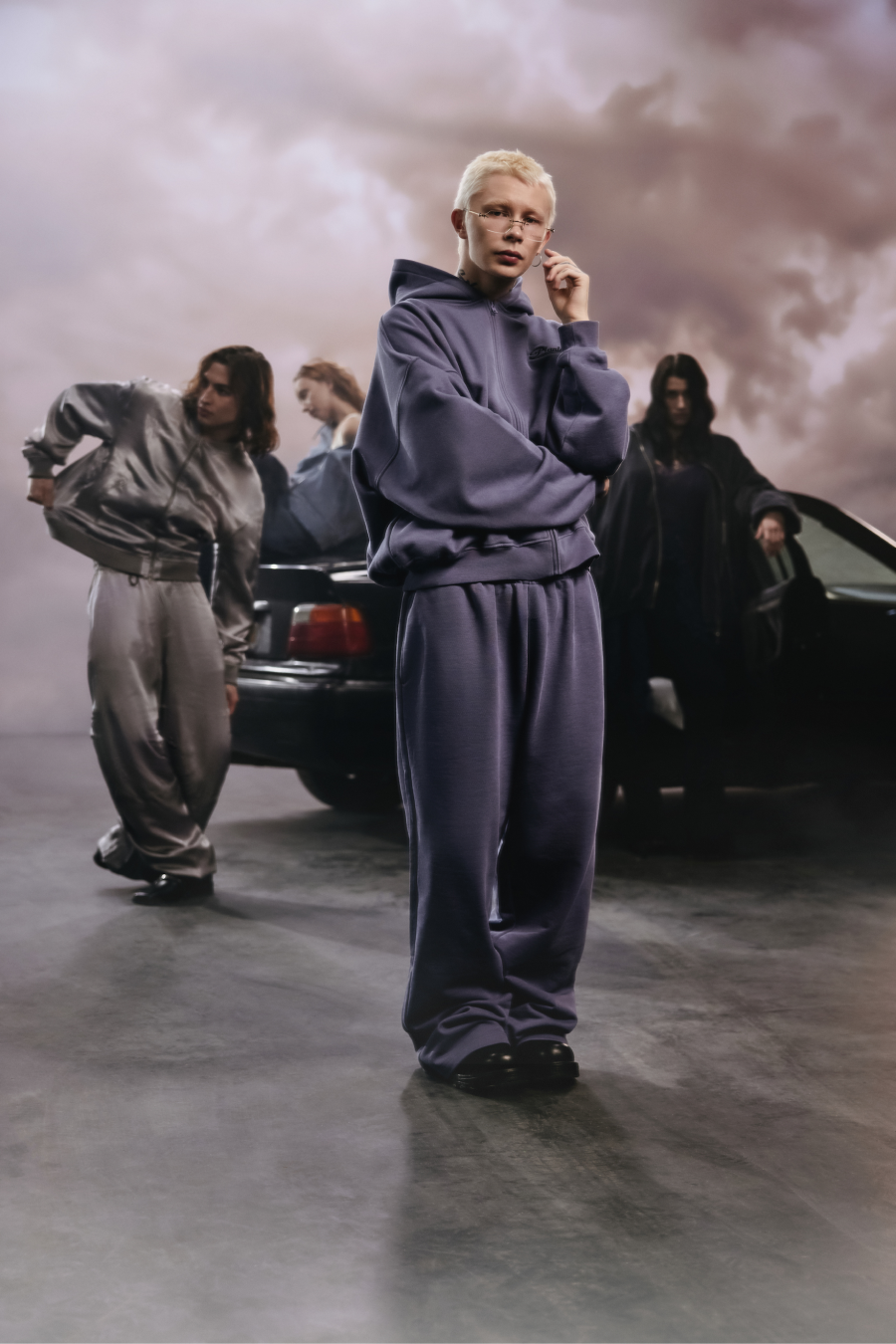 «Цветной» открывает весенний сезон новым кампейном с танцовщиками (фото 11)