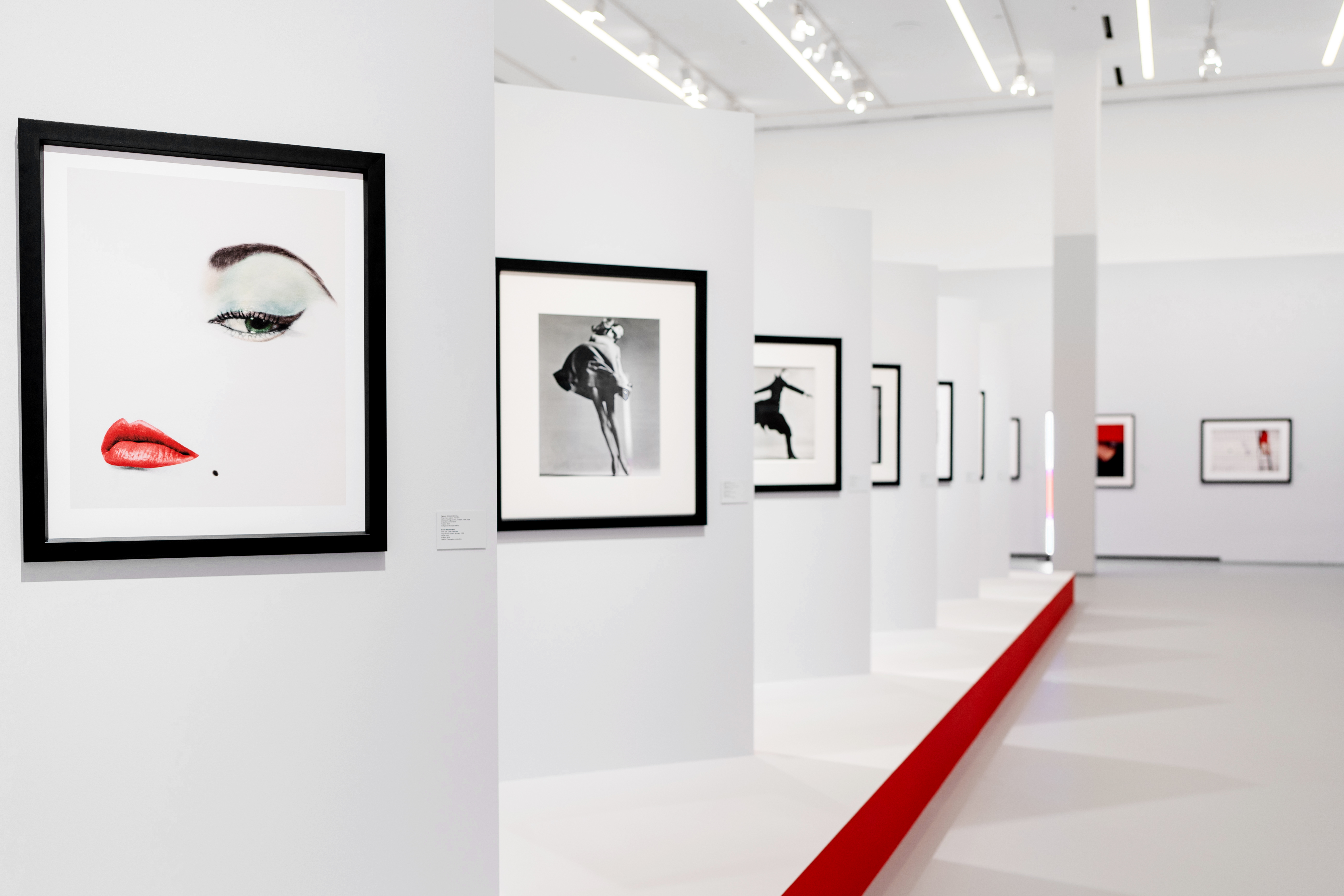 В МАММ открылась выставка «Коллекция Фонда Still Art. Шедевры мировой фотографии моды» (фото 10)