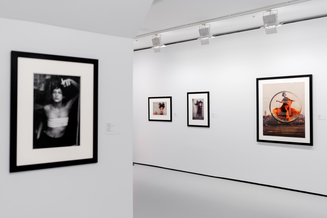 В МАММ открылась выставка «Коллекция Фонда Still Art. Шедевры мировой фотографии моды» (фото 8)