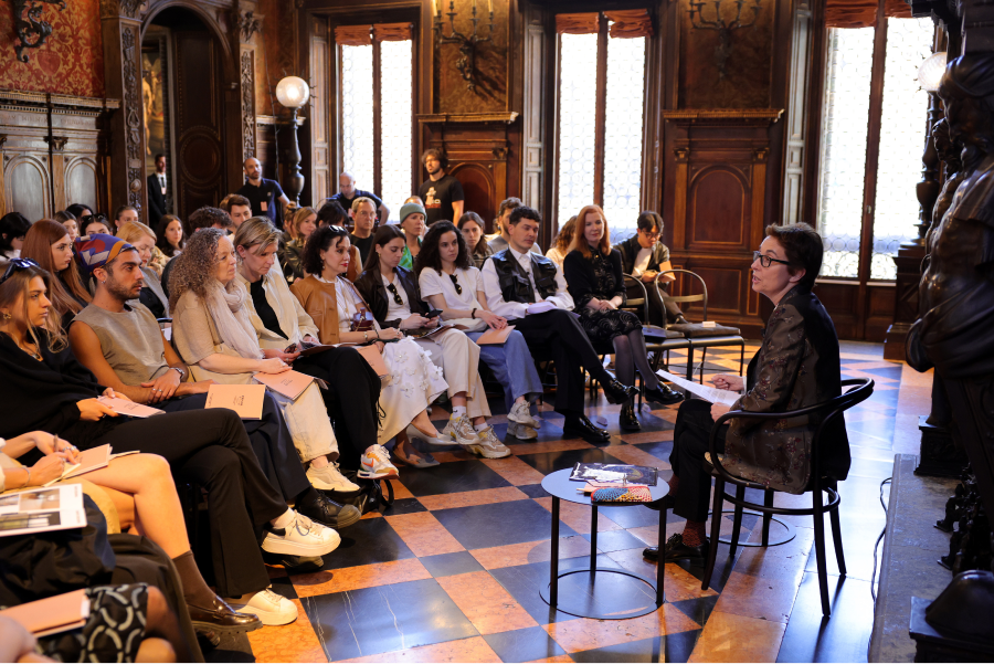 Prada открыл ежегодный симпозиум Prada Frames (фото 1)