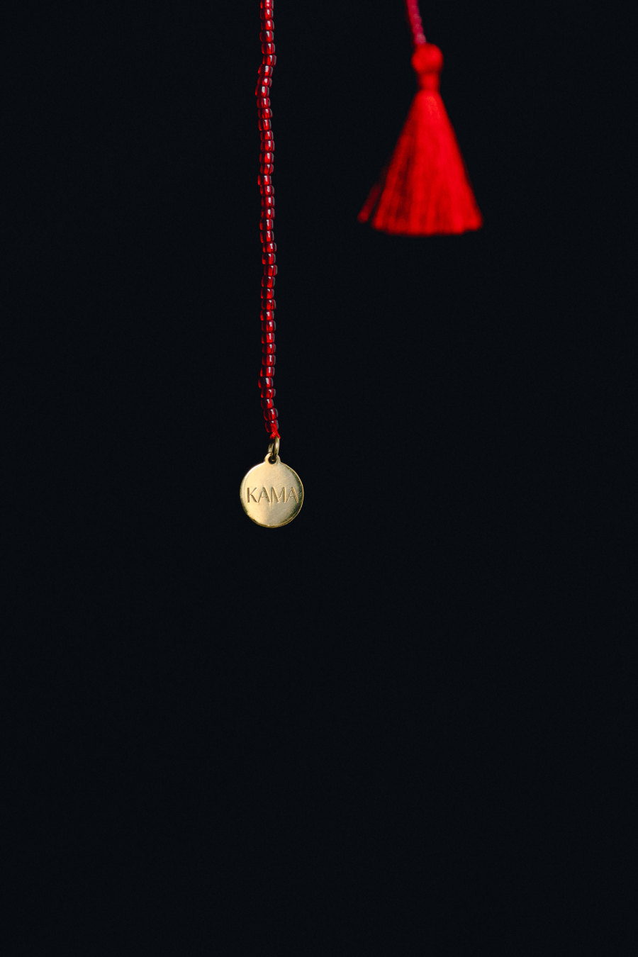 Бренд КАМА представил первую коллекцию украшений «Красная нить» (фото 6)