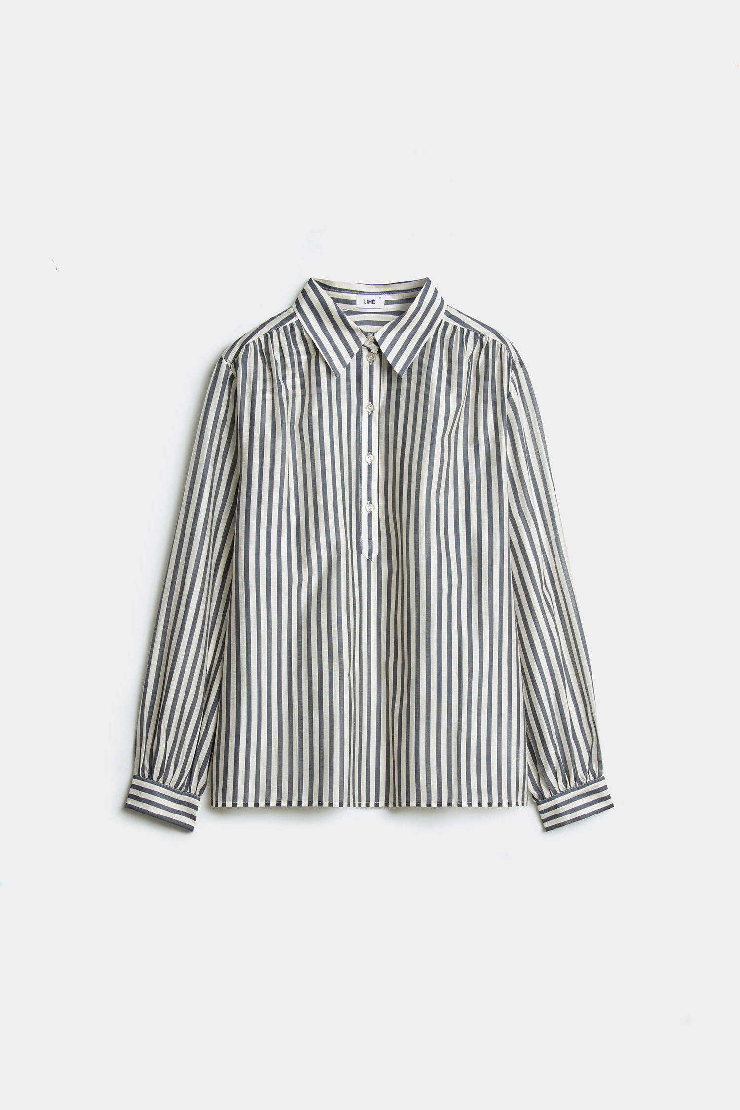 Прозрачная юбка и «плотный» верх — самое модное сочетание сезона весна-лето 2024. Инструкция по применению (фото 2)