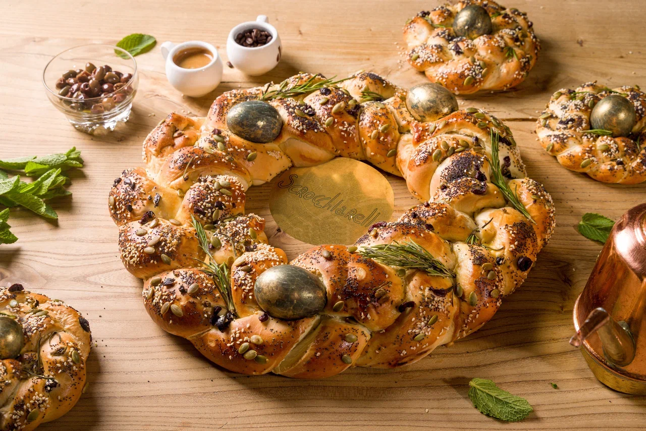 Куличи с малиновым соусом и десерты в виде кроликов: 13 самых интересных пасхальных предложений в Москве (фото 25)