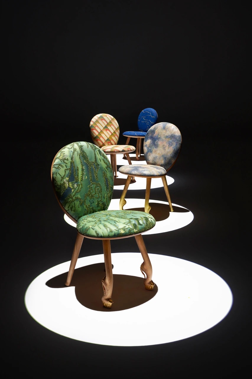 Французский дизайнер интерьеров Пьер Йованович и Кристиан Лубутен выпустили коллекцию стульев (фото 9)