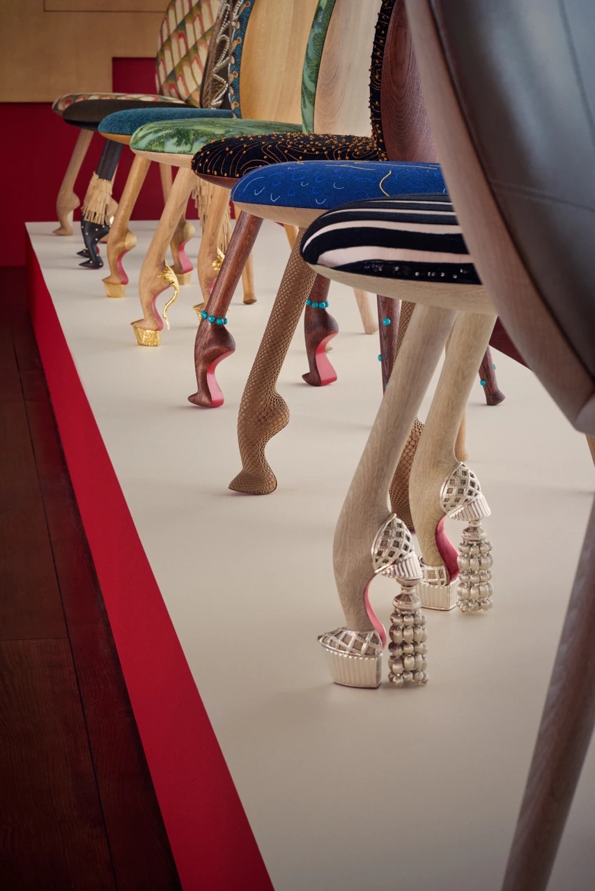Французский дизайнер интерьеров Пьер Йованович и Кристиан Лубутен выпустили коллекцию стульев (фото 5)