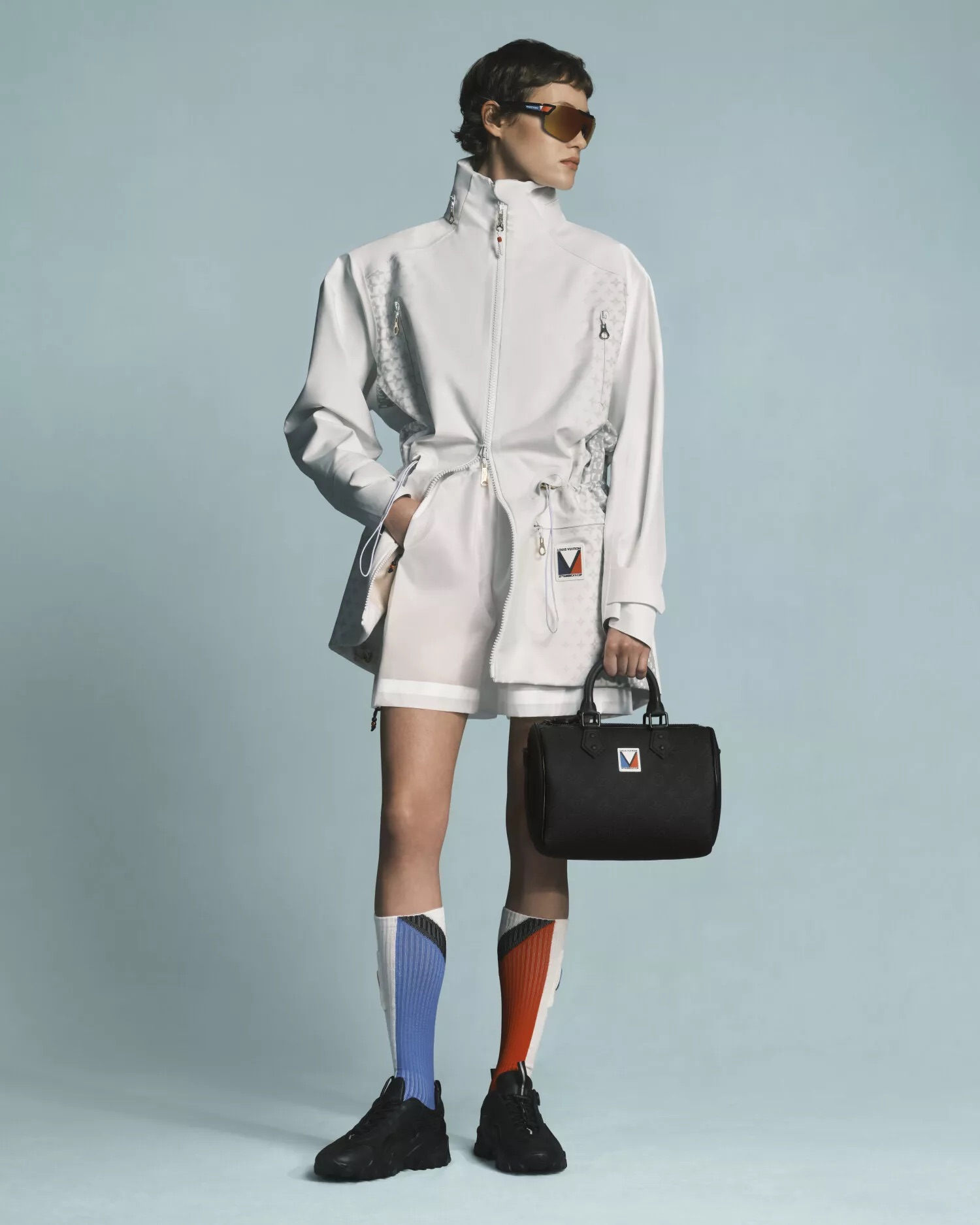 Louis Vuitton представил две новые капсулы — мужскую и женскую (фото 6)