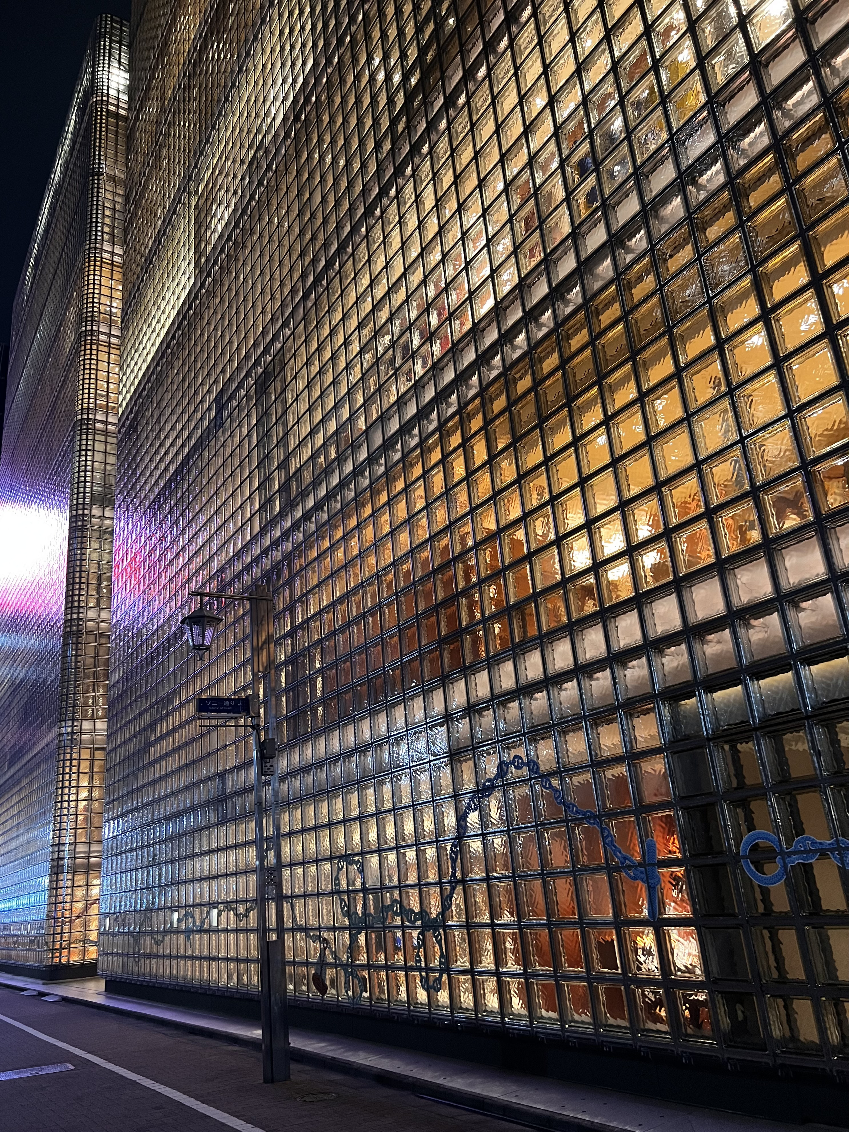 (Ультра)модная Япония: гид по ритейл-пространствам от Ивана Тенграна (фото 45)