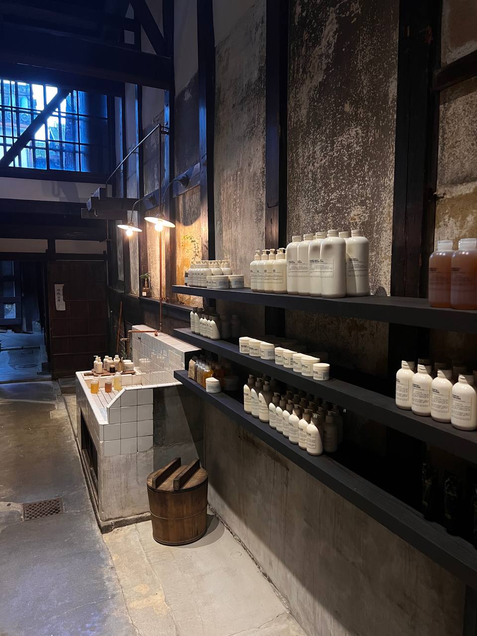 (Ультра)модная Япония: гид по ритейл-пространствам от Ивана Тенграна (фото 66)