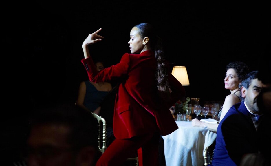 «Анора», «Виды доброты» и «Эмилия Перес»: лучшие фильмы Каннского кинофестиваля. Выбор BURO. (фото 8)