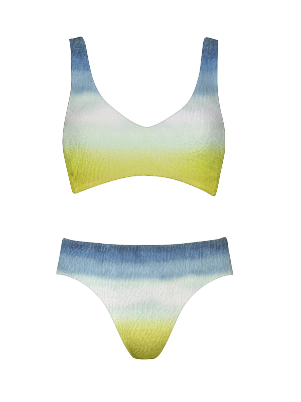 С перламутровыми бусинами, в стиле ретро и монохром: какой купальник носить этим летом (фото 22)