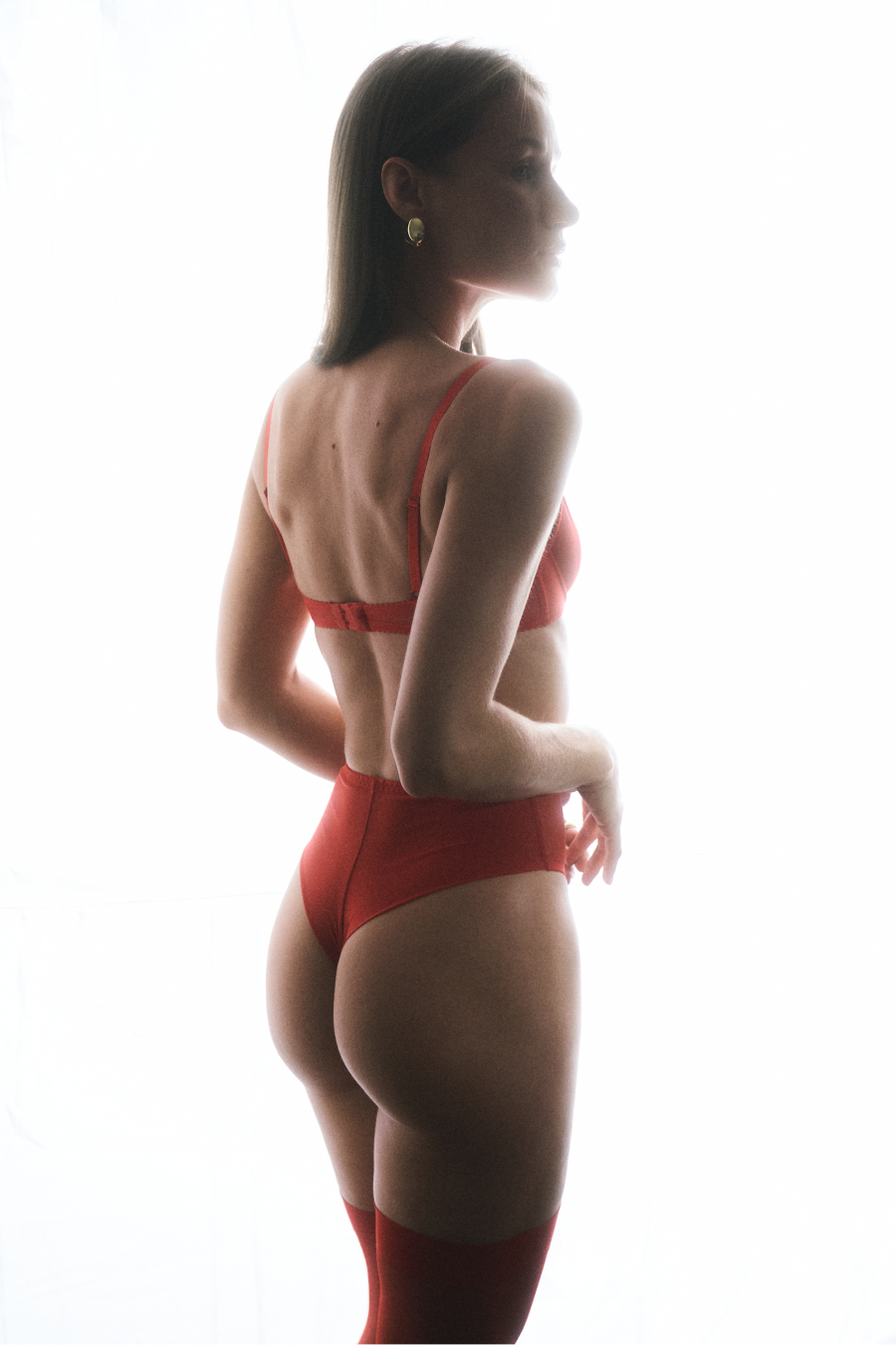 Круизная линия Charmstore и теннисный дроп IRNBY: что нового в коллекциях локальных брендов (фото 20)