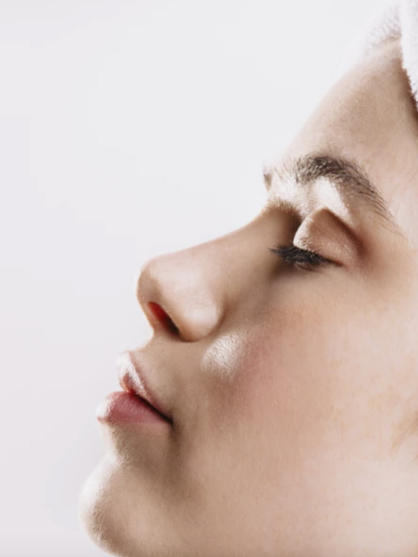 Какие косметологические процедуры можно делать летом: бьюти-дайджест BURO. (фото 13)