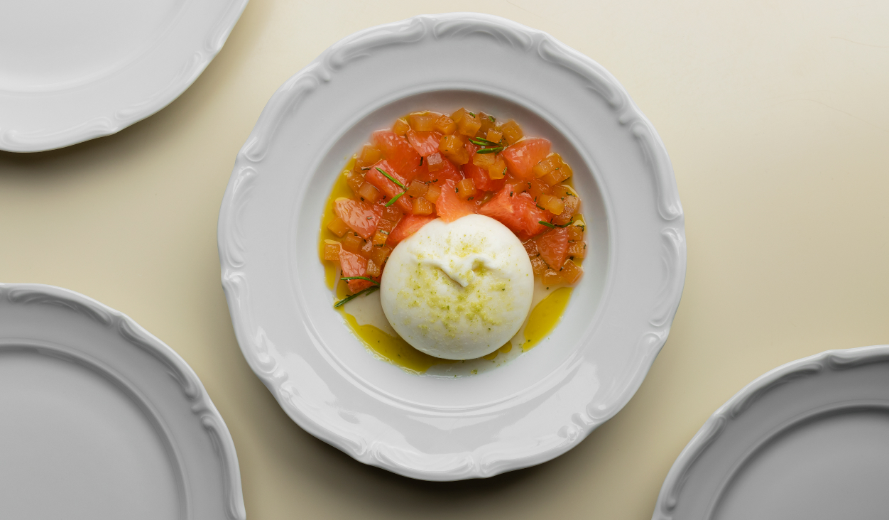 Новости ресторанов: тартар из клубники, паштет из подсолнуха и равиоли с камчатским крабом (фото 7)