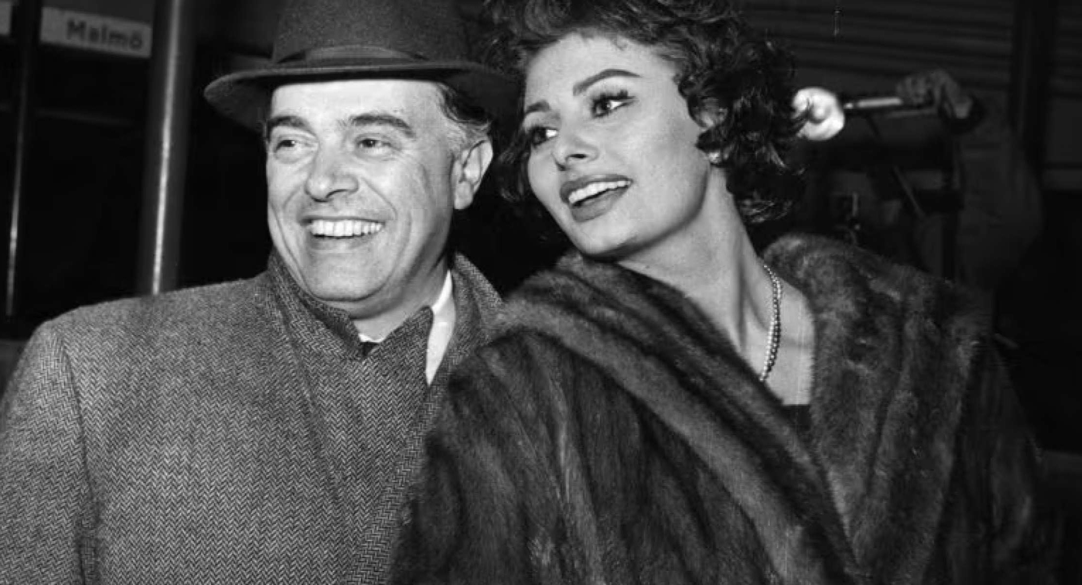 «Софи Лорен. Жить, сниматься, любить!»: 5 причин посмотреть автобиографическую ленту, снятую к 90-летнему юбилею актрисы (фото 6)