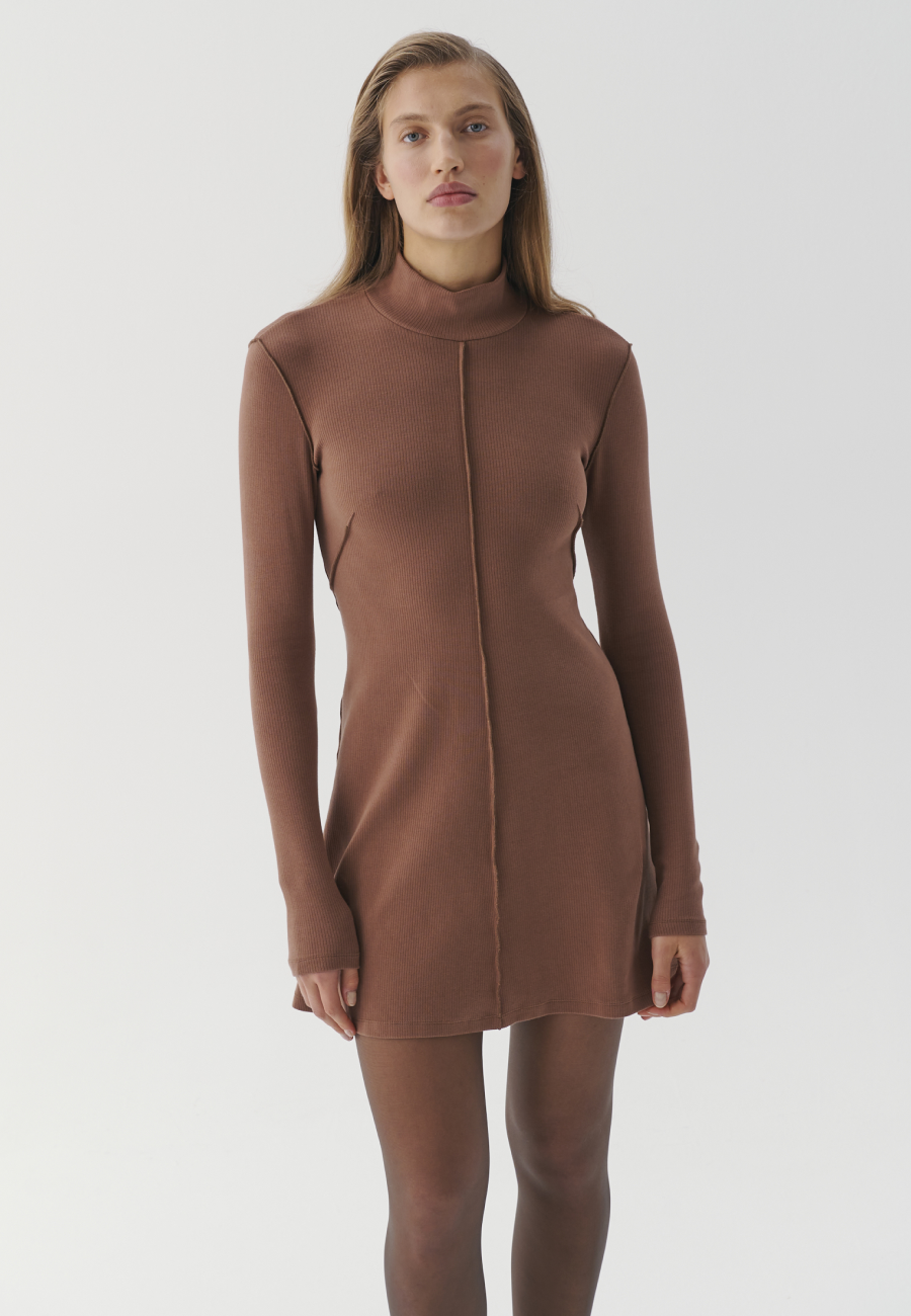 Новые дропы Sevenworlds и St.Erme: что нового в коллекциях локальных брендов (фото 34)