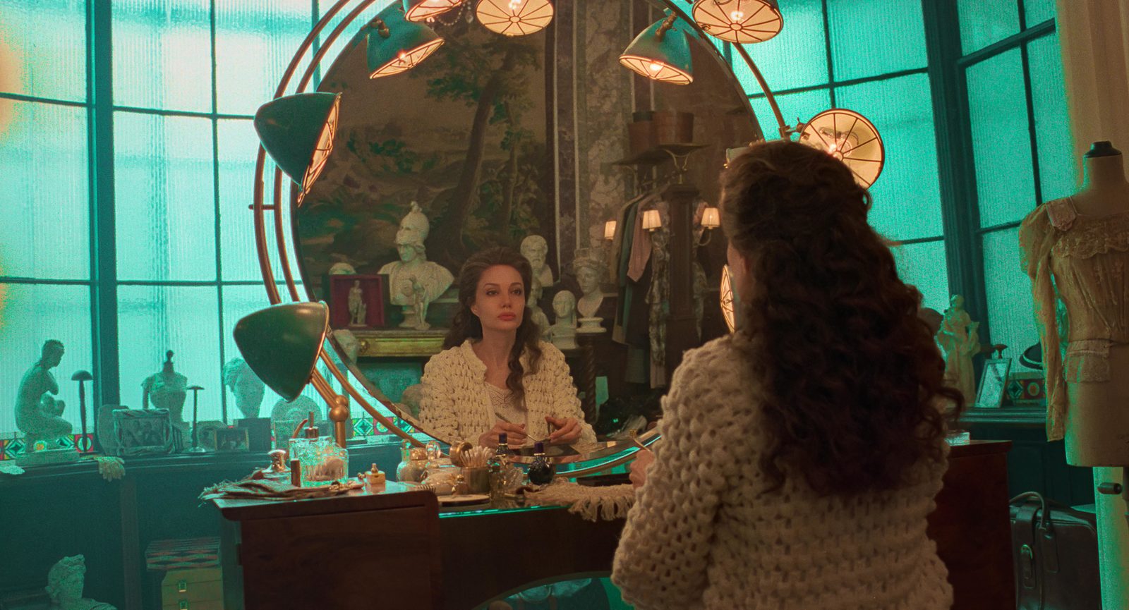 «Мария»: 5 причин увидеть байопик об оперной диве с Анджелиной Джоли в главной роли (фото 4)