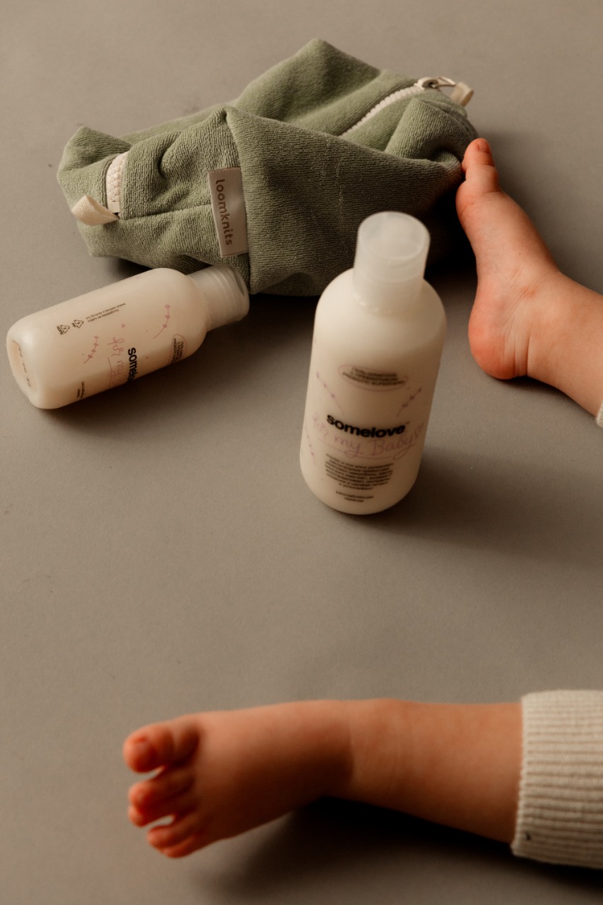 Loomknits, Art&Fact. и somelove представили лимитированные апсайклинг-косметички (фото 2)