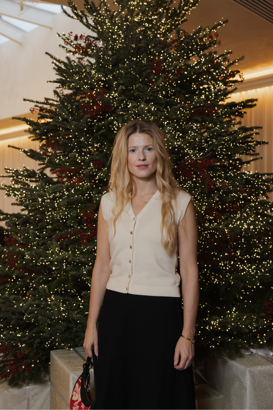 Age of Innocence провел новогоднюю елку в «Художественном» (фото 2)