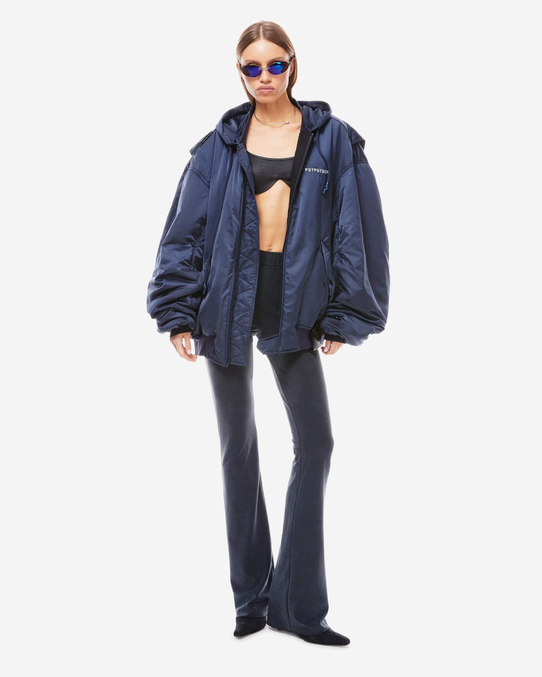 Где искать модную и практичную одежду для горнолыжных курортов? Конечно, у локальных брендов (фото 11)