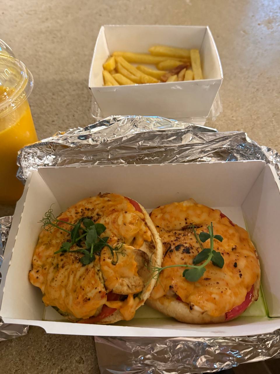 Приора, «Папаха» и Патрики: гид по Дагестану (фото 30)